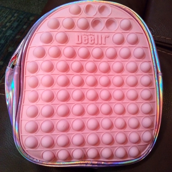 Backpack - Picture 1 of 2